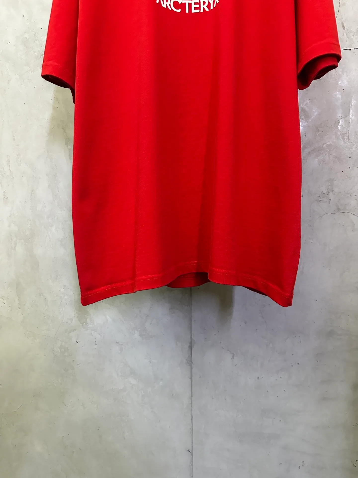 ￼ 140- New Arrival g ARCTERY X ss 26 logo T ： 2*2 g Versatile Versatile Same Style Color: Black White Red Size: XS S M L XL